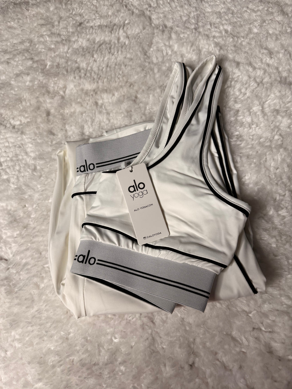 White Alo Set
