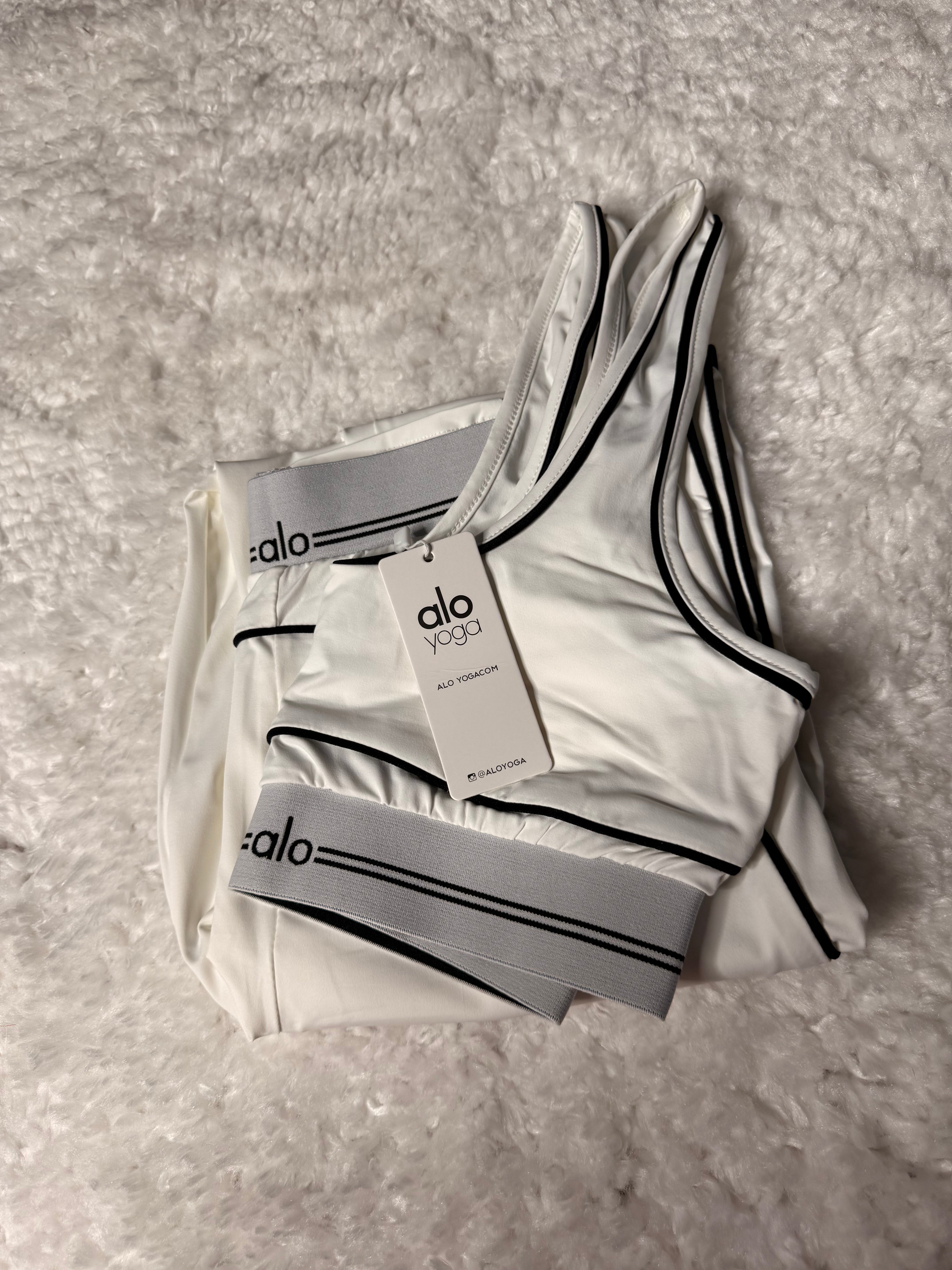 White Alo Set