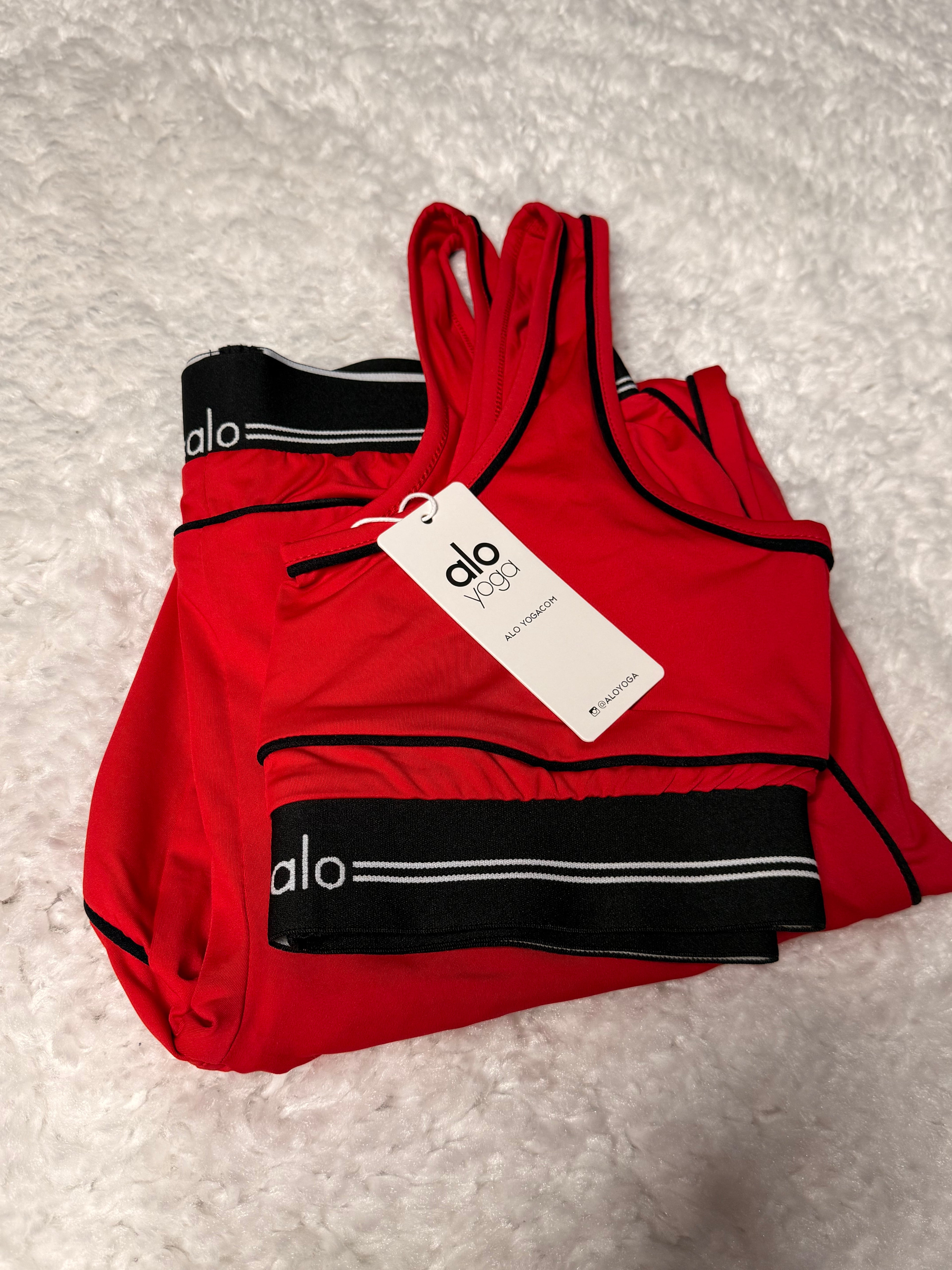 Red Alo Set